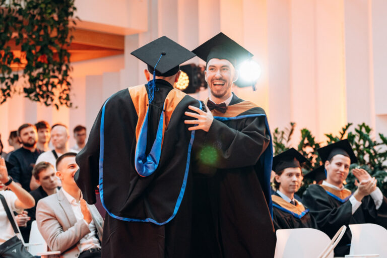 Випуск MBA у КШЕ